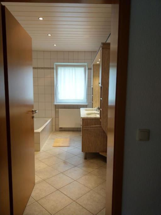 Wald-Apartment Limbach-Oberfrohna Ngoại thất bức ảnh